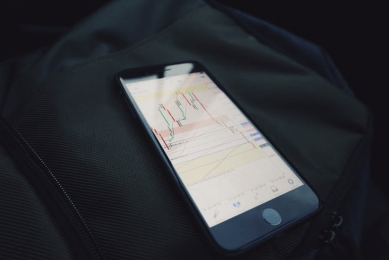 Is aandelen kopen online wel zo veilig? Zo werkt het