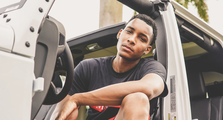 Autoverzekering onder de 24 jaar: dit moet je allemaal weten