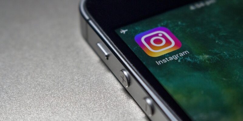 Online op Instagram terwijl ik offline ben