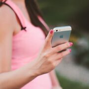 Van wie is telefoonnummer +31 527 75 50 56